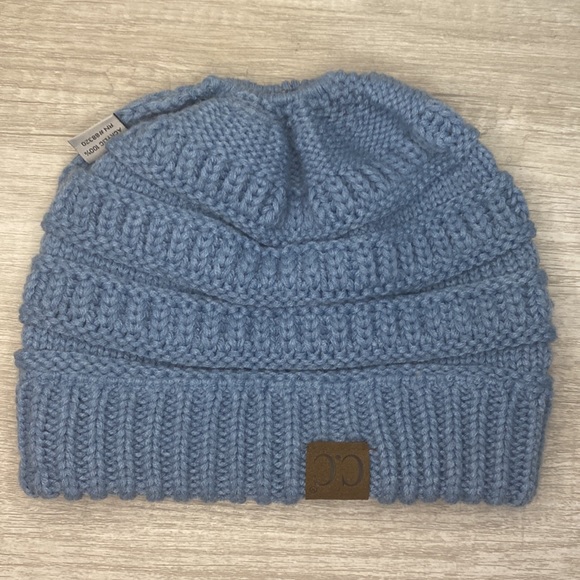 CC Beanie Bun/Ponytail Knit Hat Beanie - Picture 3 of 7